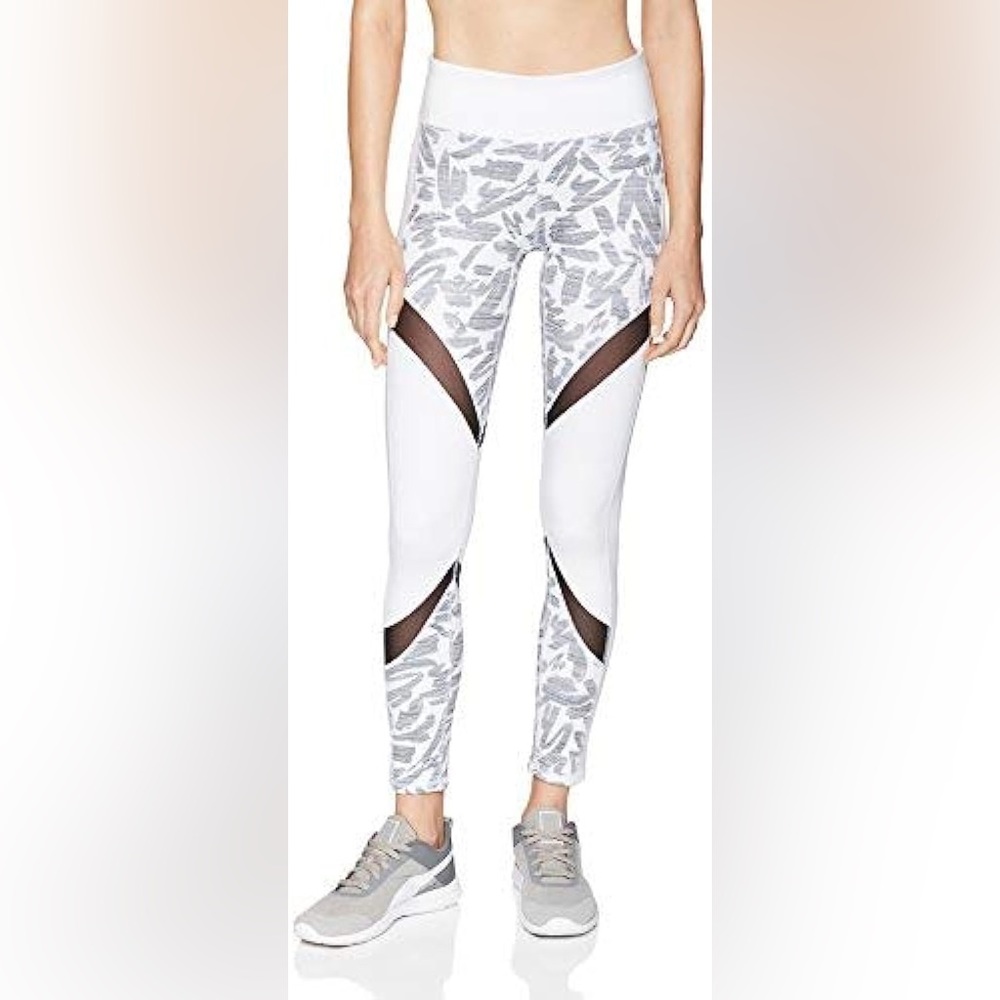 Puma Women's Size Small Clash Tight Activewear Running